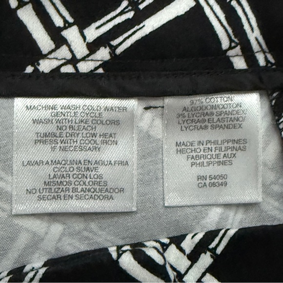 Jones New York Signature Black & White Pants Geometric Design Size 8 - Picture 8 of 8